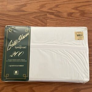 Bill Blass one white queen flat sheet